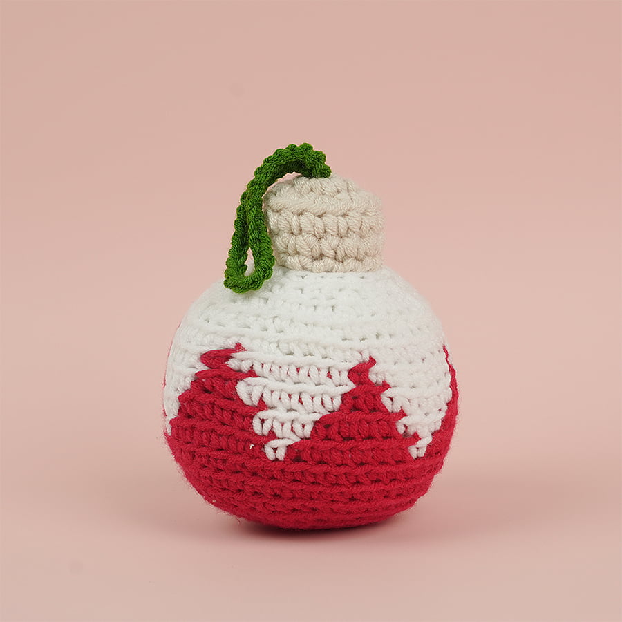 Two Color Light Bulb Crochet Ornaments For Christmas Tree Pattern