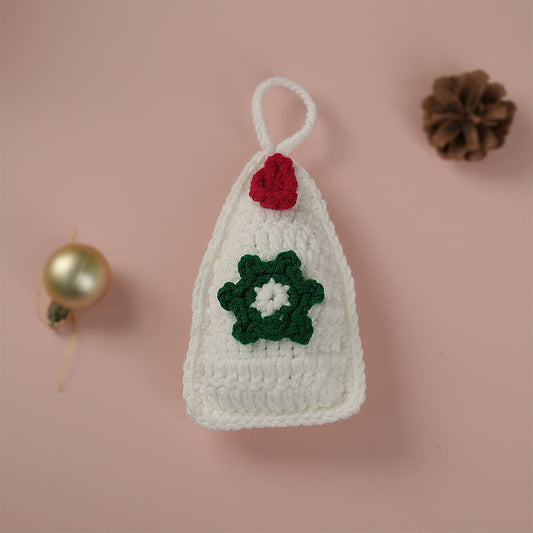 Decorative White Christmas Tree With Green Snowflakes Crochet Ornaments
