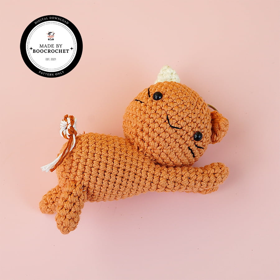Crochet Flying Cat Keychain Pattern
