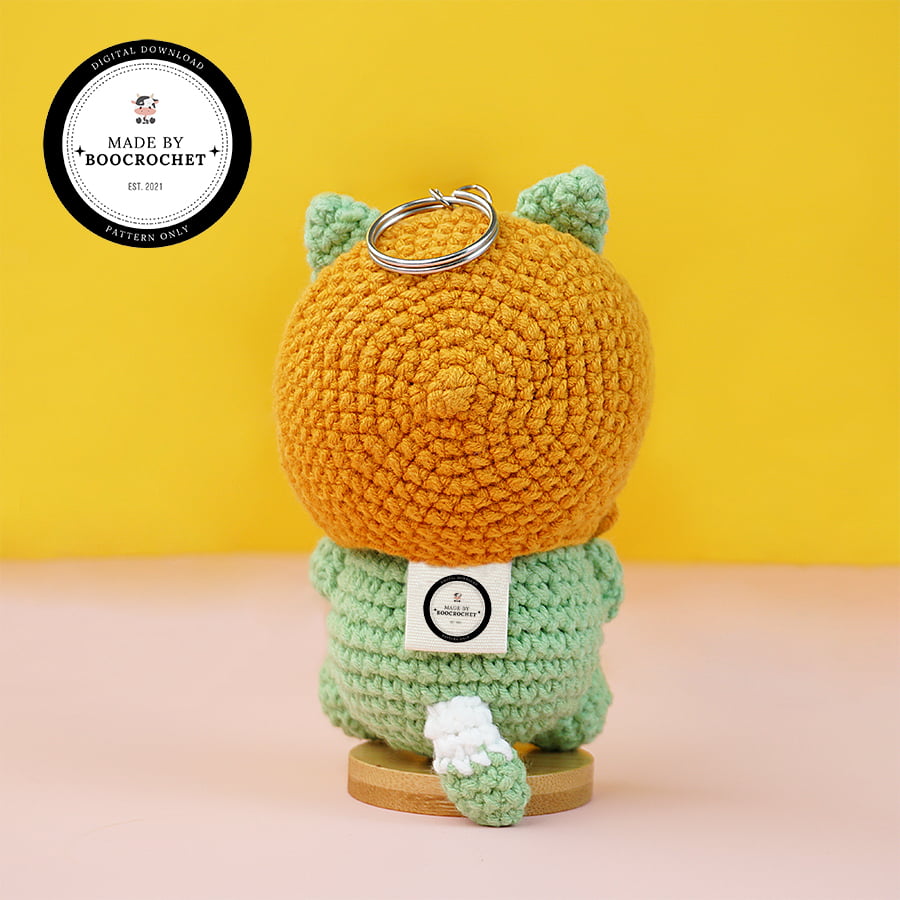 Crochet Cat With A Hat Keychain Pattern