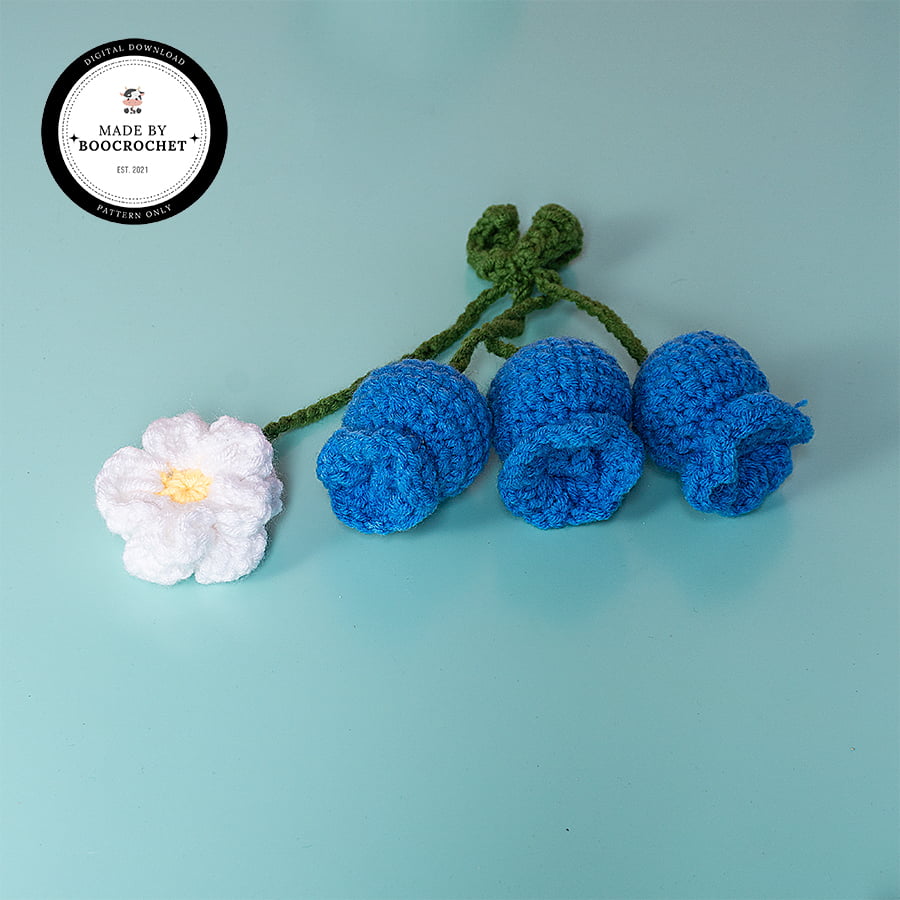 Blueberry Daisy Car Hanging Crochet Pattern