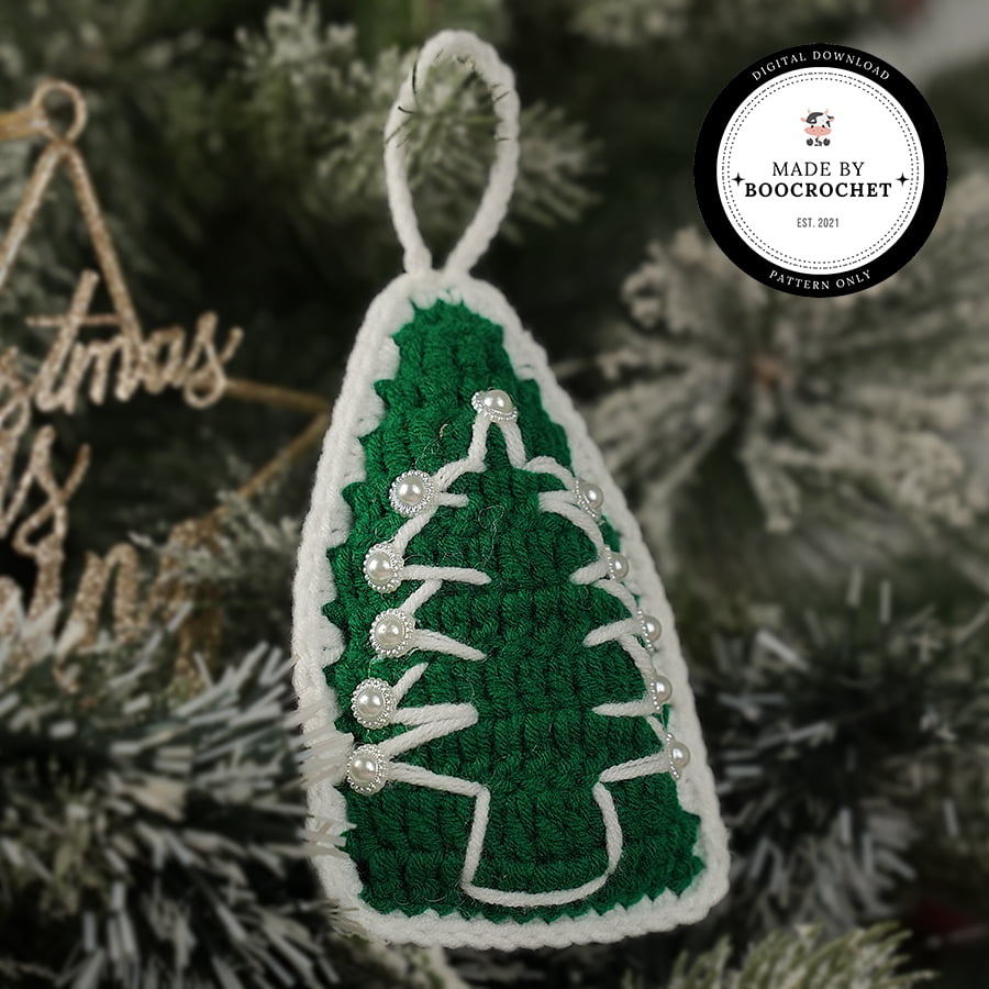 Christmas Tree With White Trim Crochet Pattern