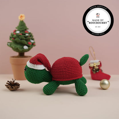 Turtle Wearing Noel Hat Crochet Pattern